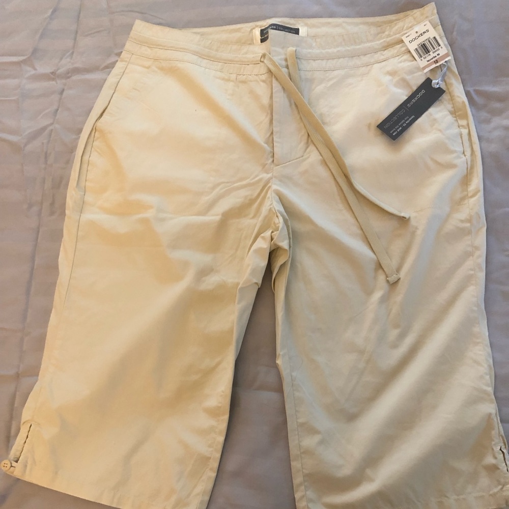 Dockers NWT